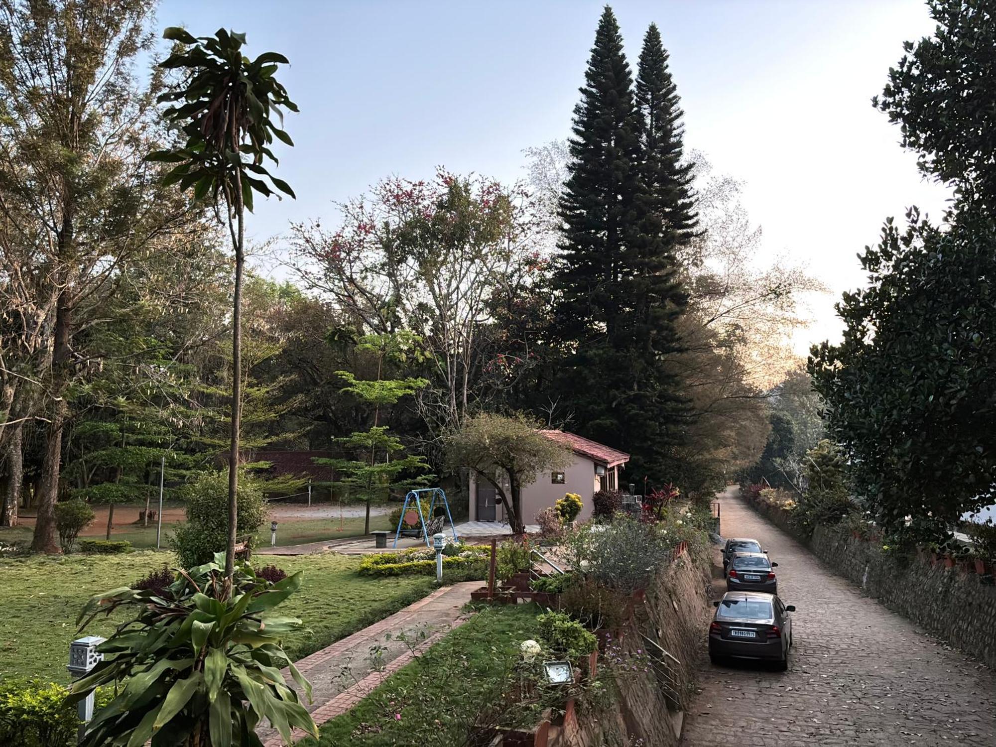 Zeenath Taj Gardens Yelagiri Exterior foto